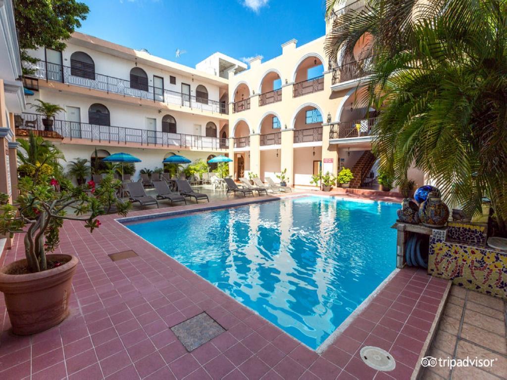 Hotel Doralba Inn Merida Exterior photo