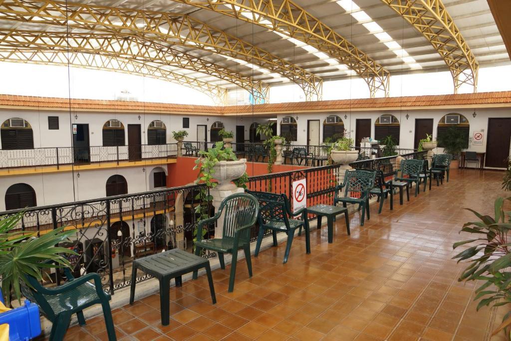 Hotel Doralba Inn Merida Exterior photo